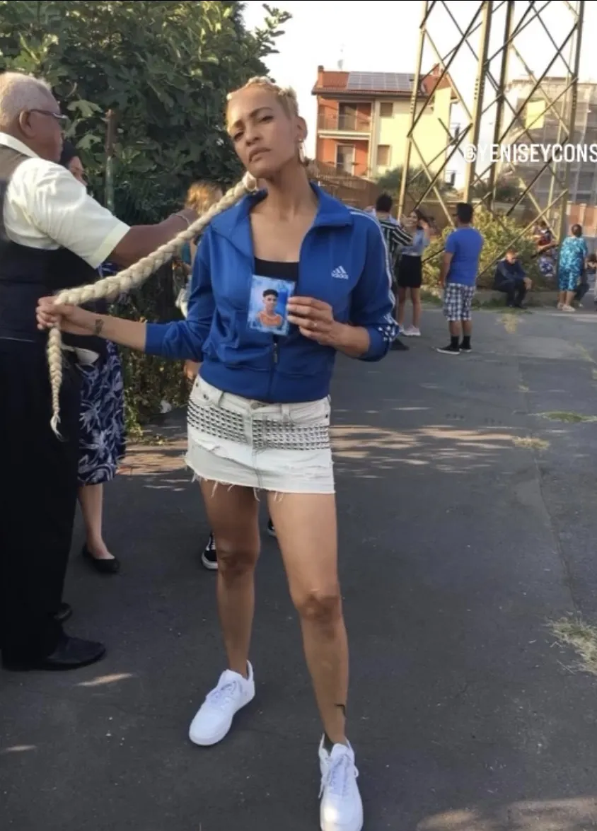 Yenisey Constantin editoriale bellezza moda shooting Milano